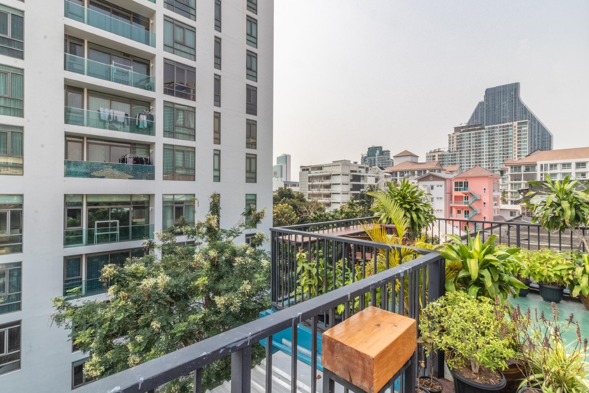 Every Surawong Bangkok Eksteriør bilde