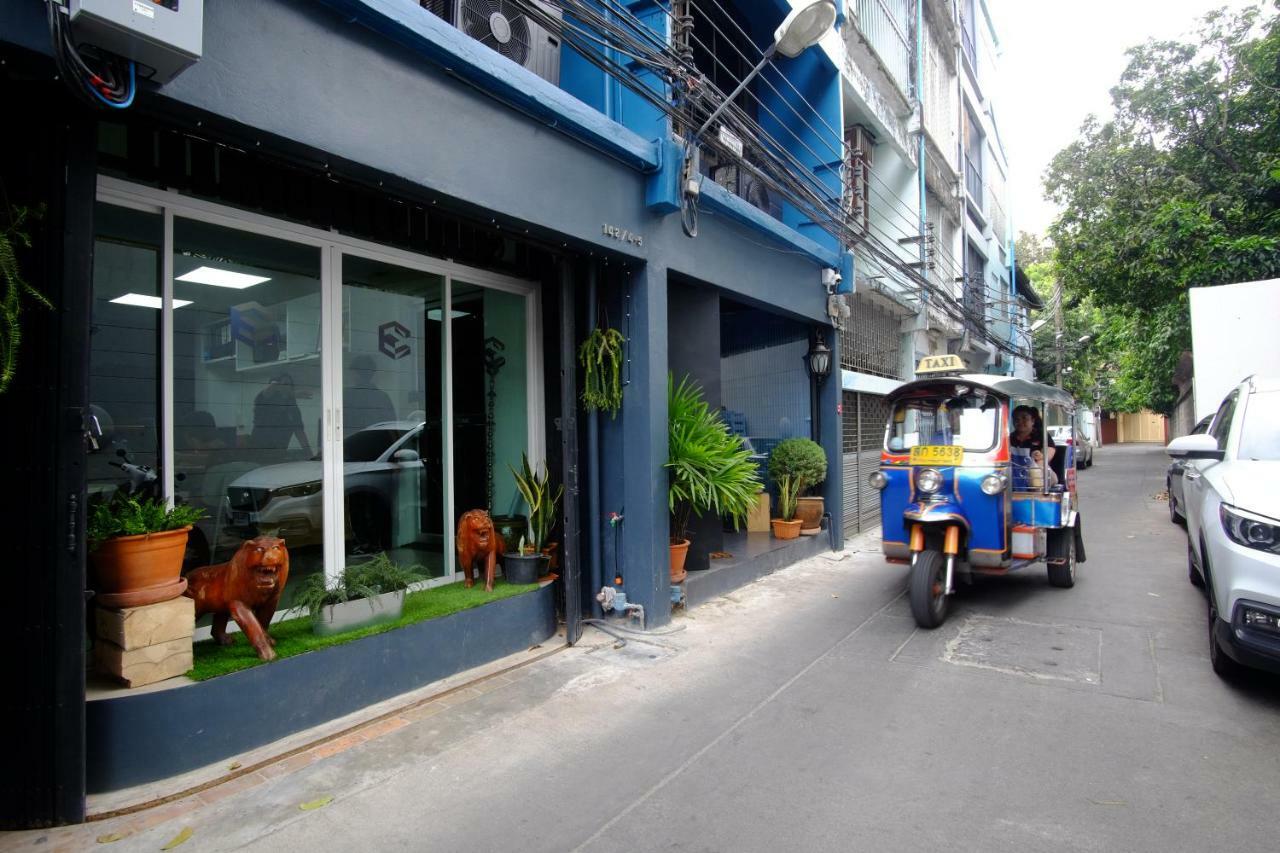Every Surawong Bangkok Eksteriør bilde