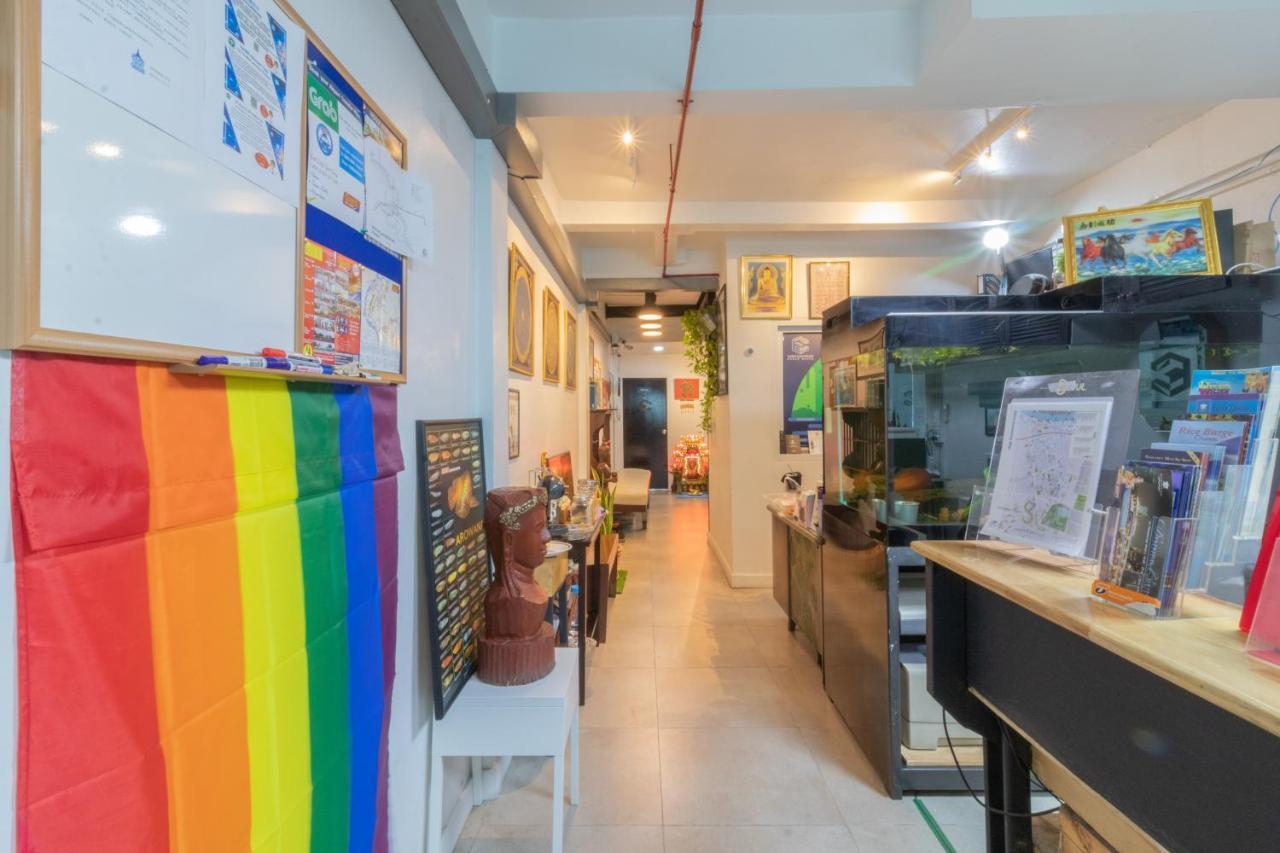 Every Surawong Bangkok Eksteriør bilde